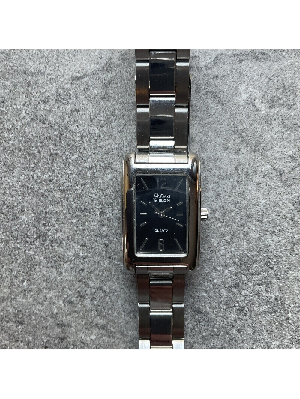 Elgin Womens Tank Style Watch 22mm Silver Tone Case W/Black Dial Bin G